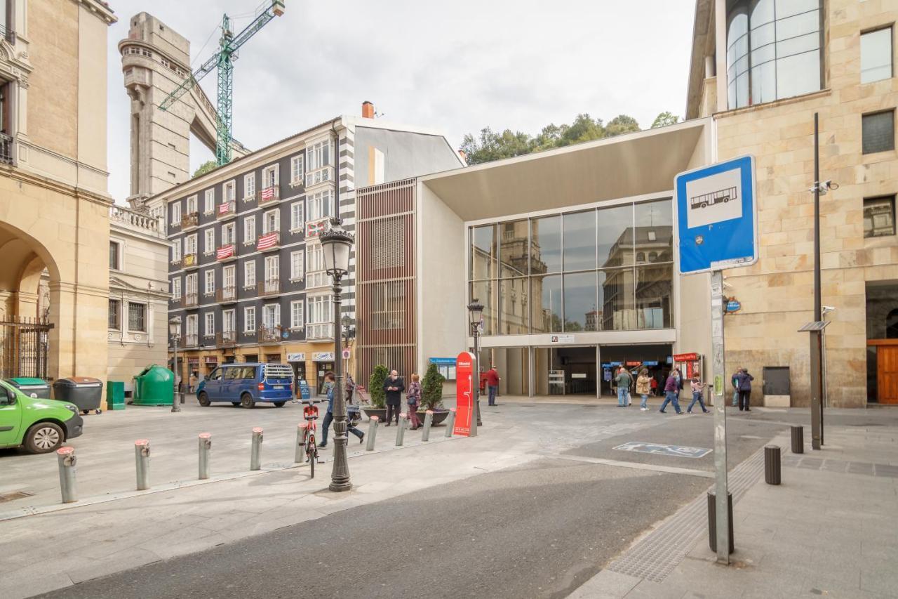 Ferienwohnung Paseo Del Arenal En El Casco Viejo Bilbao Exterior foto