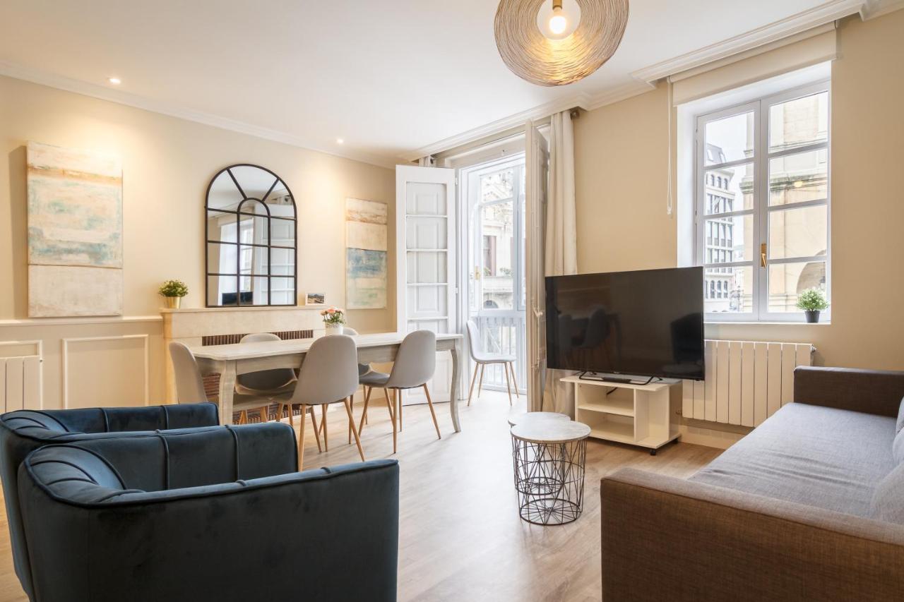 Ferienwohnung Paseo Del Arenal En El Casco Viejo Bilbao Exterior foto